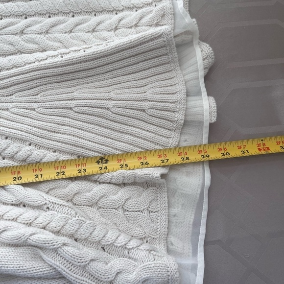 Cabi Women Cable Knit Sweater Lace Up Back in Cream Size Medium - Picture 6 of 6